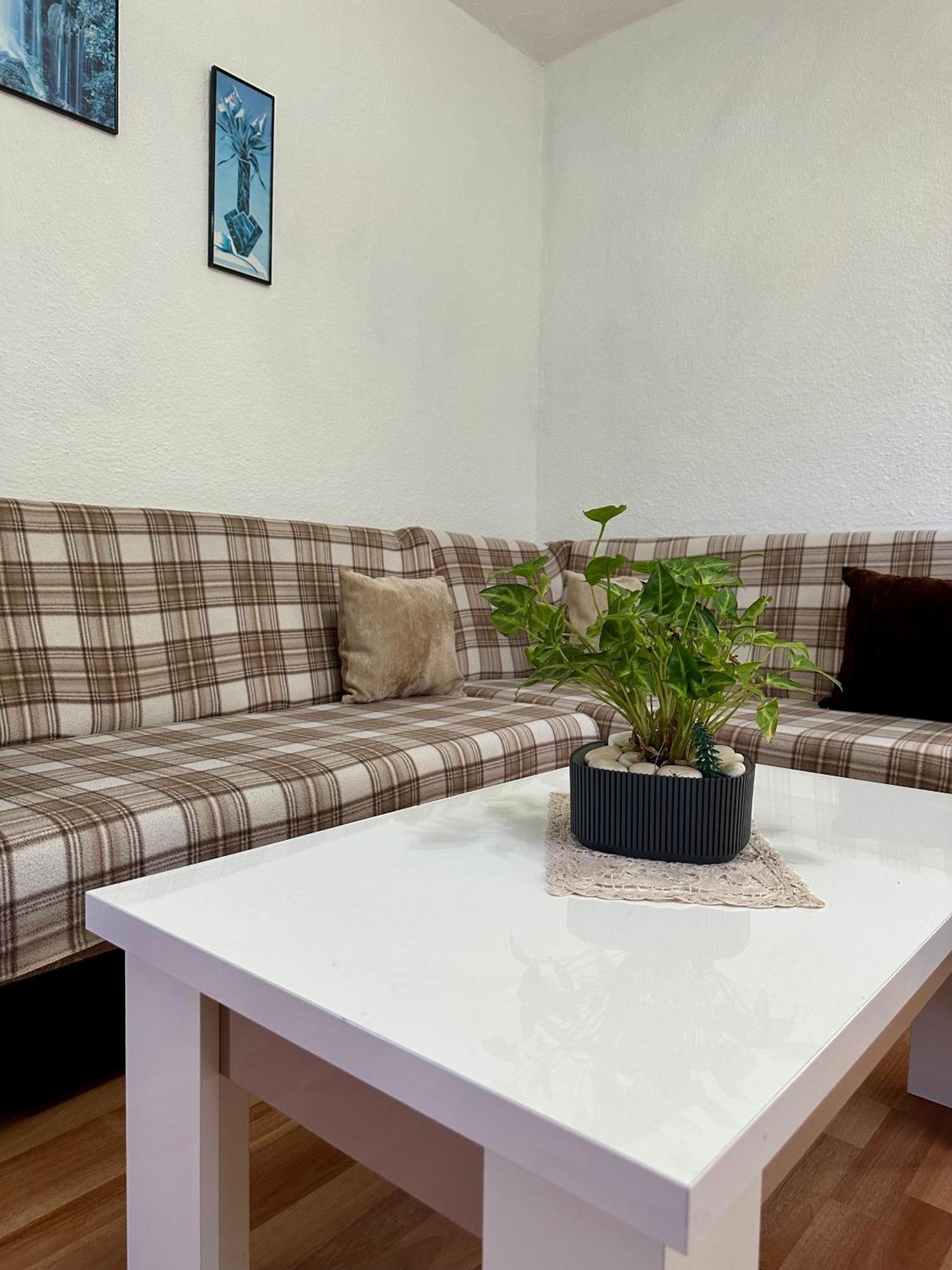 Apartament Jea House Pogradec Zewnętrze zdjęcie